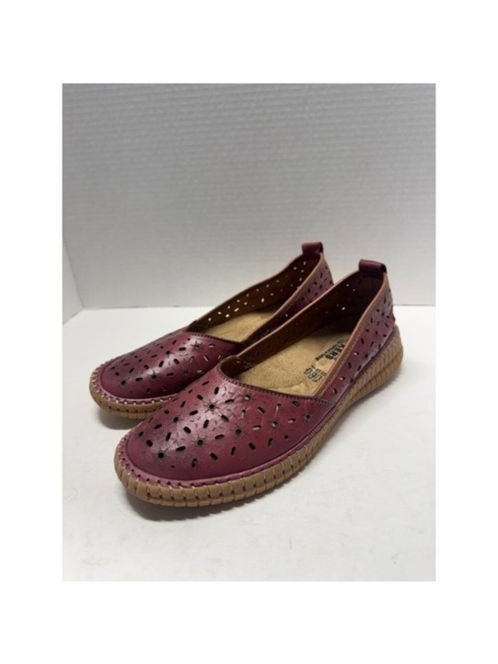 Volks Walkers Burgundy Leather Perforated Comfort Flats Shoes Size 38 7.5 Turkey